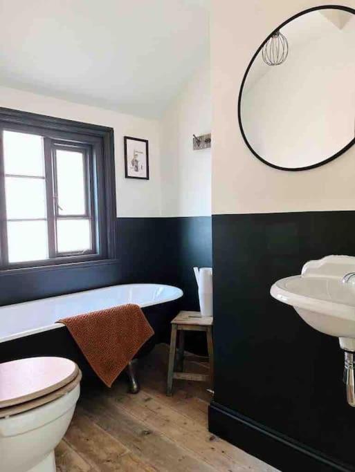 Luxury City Centre Townhouse - Sleeps 6 Chester Buitenkant foto