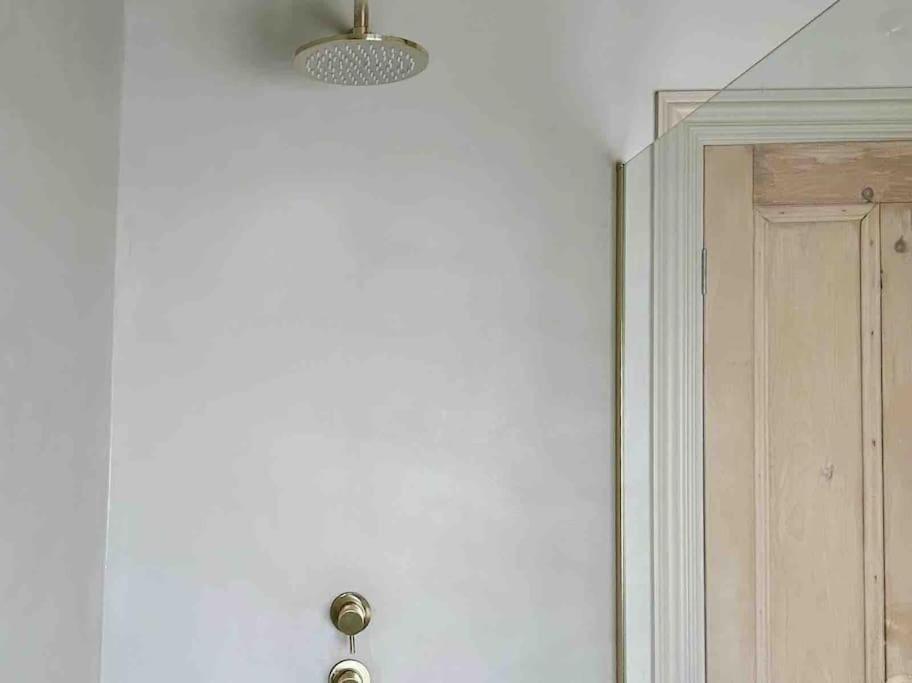 Luxury City Centre Townhouse - Sleeps 6 Chester Buitenkant foto