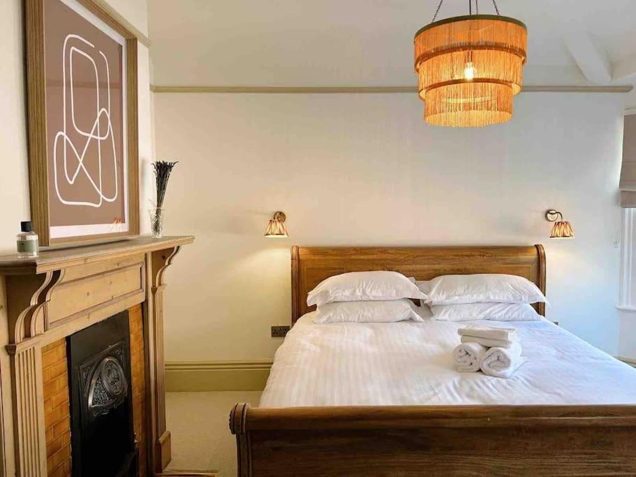 Luxury City Centre Townhouse - Sleeps 6 Chester Buitenkant foto